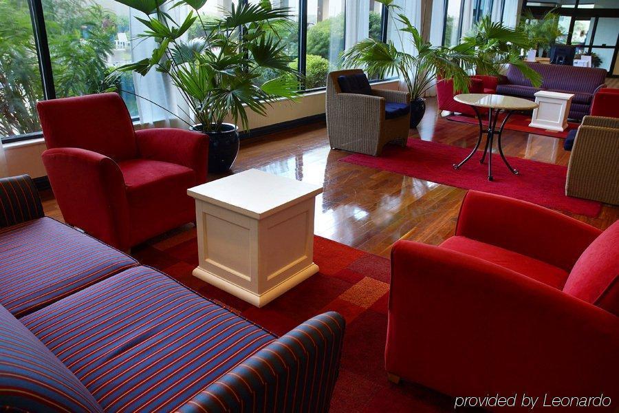 Doubletree By Hilton Atlantic Beach Oceanfront Beltér fotó